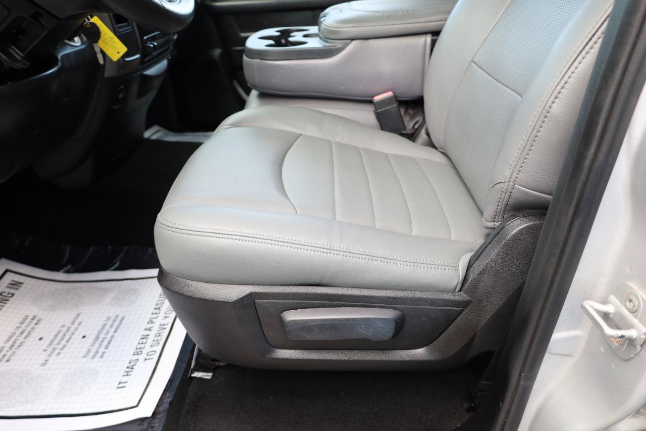 Used 2014 RAM 1500 Express RWD image 7