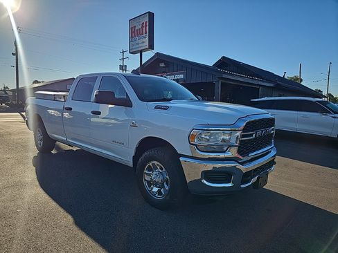Used 2022 RAM 2500 Tradesman w/ Chrome Appearance Group RWD image 1