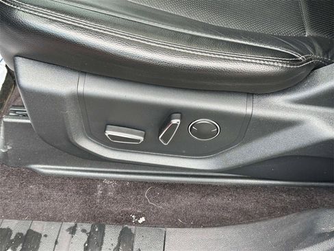 Used 2016 Ford F150 Lariat w/ Equipment Group 502A Luxury image 21