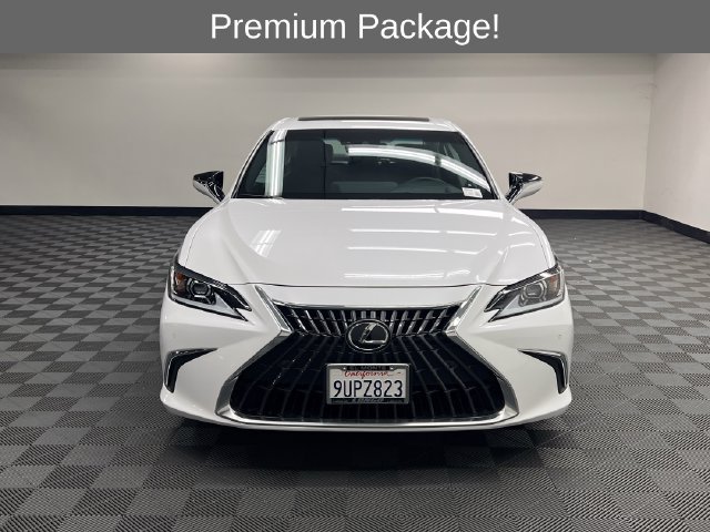 Certified 2025 Lexus ES 300h w/ Premium Package FWD image 3