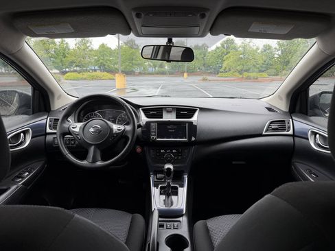Used 2019 Nissan Sentra SR FWD image 20