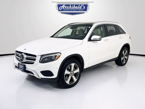 Used 2019 Mercedes-Benz GLC 300 4MATIC image 1