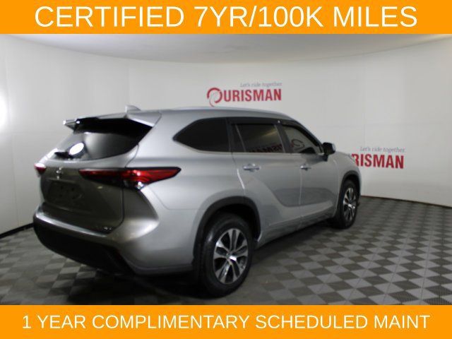 Used 2023 Toyota Highlander XLE AWD/4WD image 9
