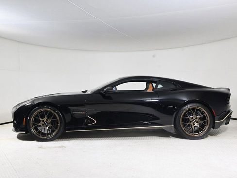 Used 2025 Aston Martin Vanquish image 15