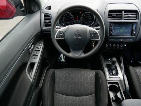 Used 2021 Mitsubishi Outlander Sport ES AWD/4WD image 12