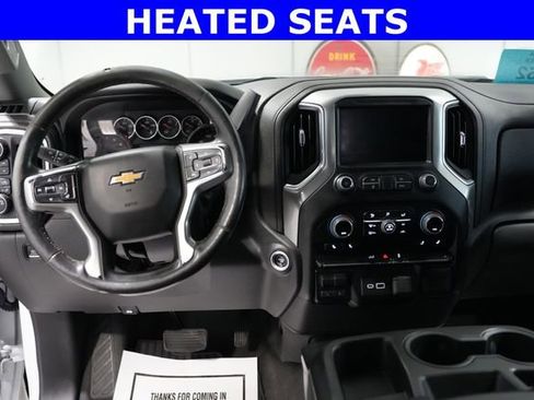 Used 2022 Chevrolet Silverado 3500 LT w/ Convenience Package image 2