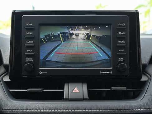 Used 2021 Toyota RAV4 XLE FWD image 14