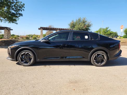 New 2025 Kia K4 EX image 4