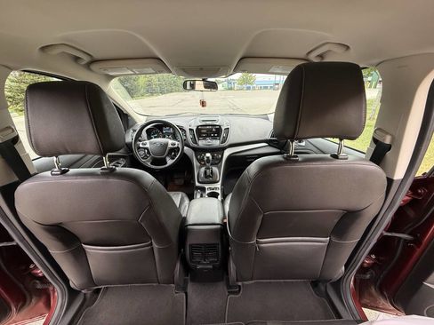 Used 2015 Ford Escape SE w/ Equipment Group 201A image 29