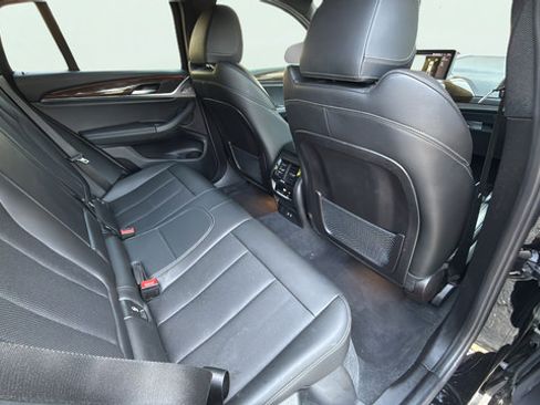 Used 2022 BMW X4 xDrive30i AWD/4WD image 25