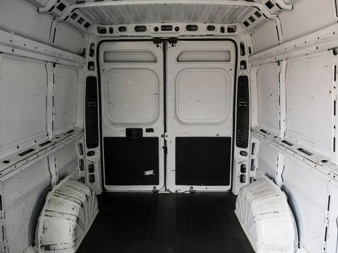 Used 2023 RAM ProMaster 2500 FWD image 33