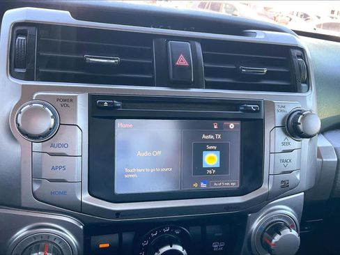 Used 2015 Toyota 4Runner SR5 image 31