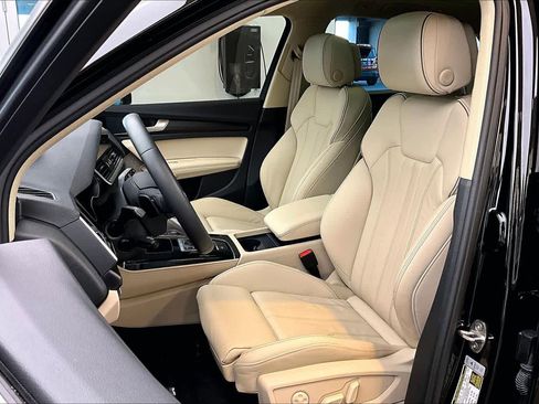 Certified 2024 Audi Q5 2.0T Premium Plus image 7