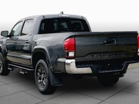 Used 2022 Toyota Tacoma SR5 RWD image 12