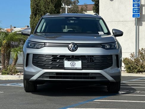 New 2025 Volkswagen Tiguan S image 3