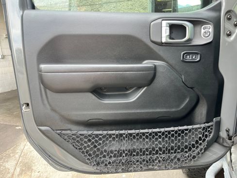 Used 2020 Jeep Wrangler Unlimited Sport AWD/4WD image 9