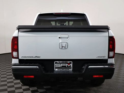 Used 2020 Honda Ridgeline RTL-E image 10