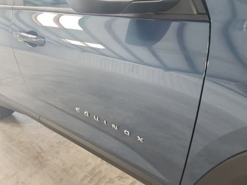 Used 2025 Chevrolet Equinox LT image 18