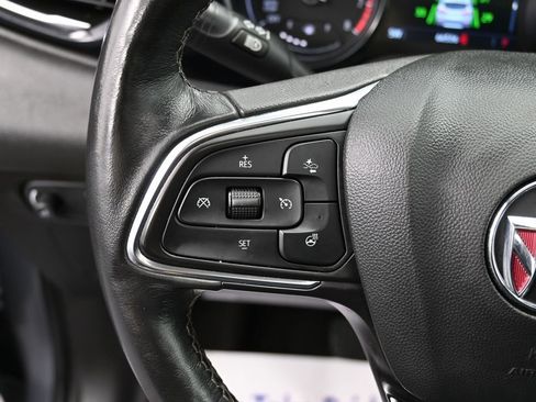 Used 2021 Buick Encore GX Essence w/ Experience Buick Package image 19