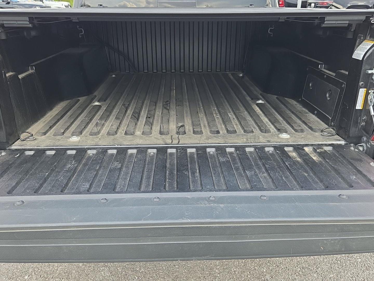 Used 2021 Toyota Tacoma SR5 RWD image 14