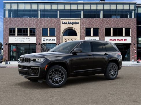 New 2026 Jeep Grand Cherokee Summit w/ Obsidian Package AWD/4WD image 2