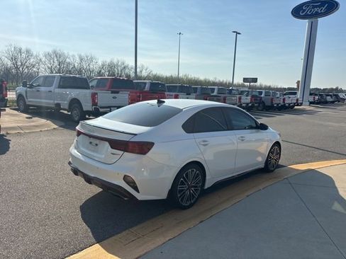 Used 2023 Kia Forte GT w/ GT2 Package image 5