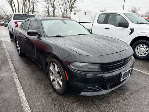 Used 2016 Dodge Charger SXT w/ Rallye Group image 4