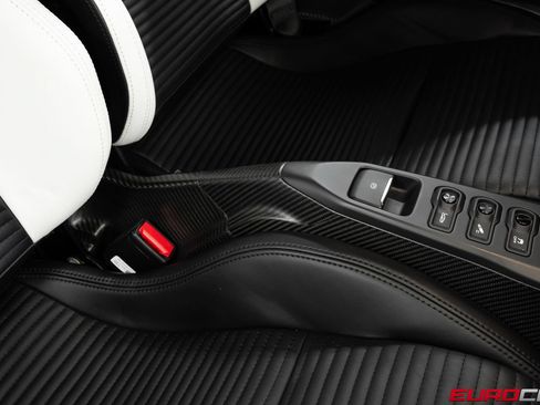 Used 2019 Ford GT RWD image 47