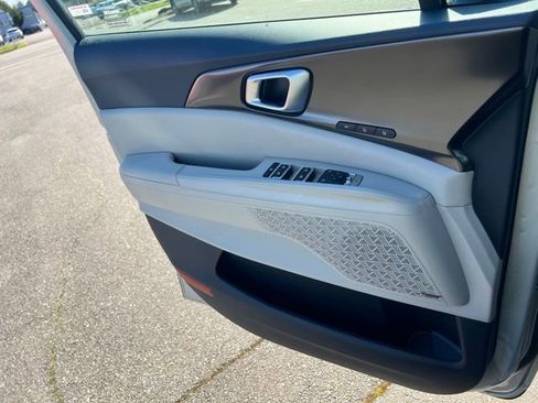 New 2026 Kia Carnival SX Prestige FWD image 17