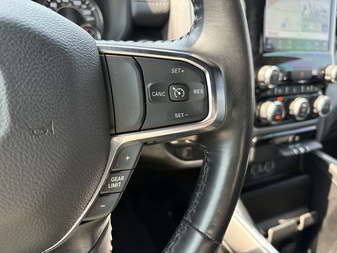 Used 2024 RAM 1500 Laramie AWD/4WD image 16