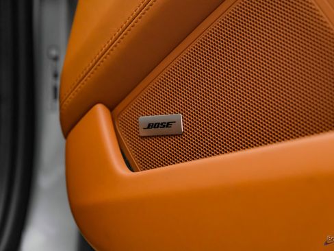 Used 2025 Porsche 911 Carrera image 95