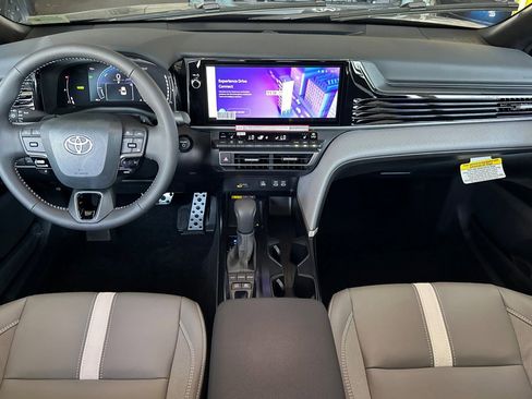 New 2026 Toyota Camry SE image 15