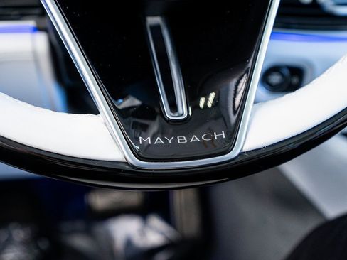 Used 2024 Mercedes-Benz Maybach GLS 600 4MATIC image 47