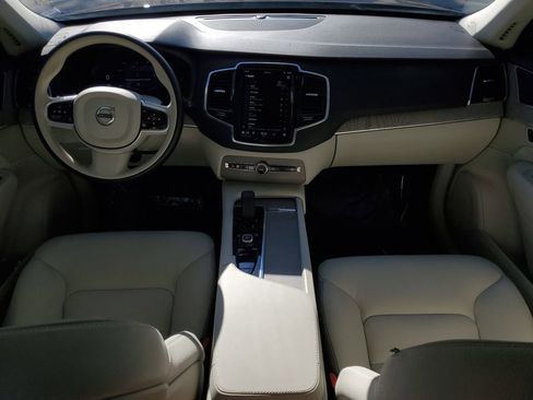 Certified 2025 Volvo XC90 T8 Plus w/ Protection Package Premier image 22