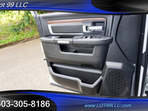 Used 2017 RAM 1500 Laramie w/ Convenience Group image 25