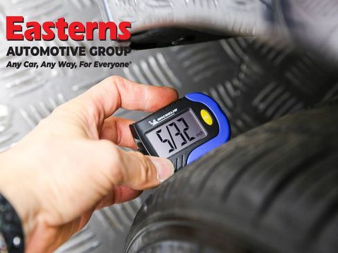 Used 2018 Tesla Model 3 Long Range image 25