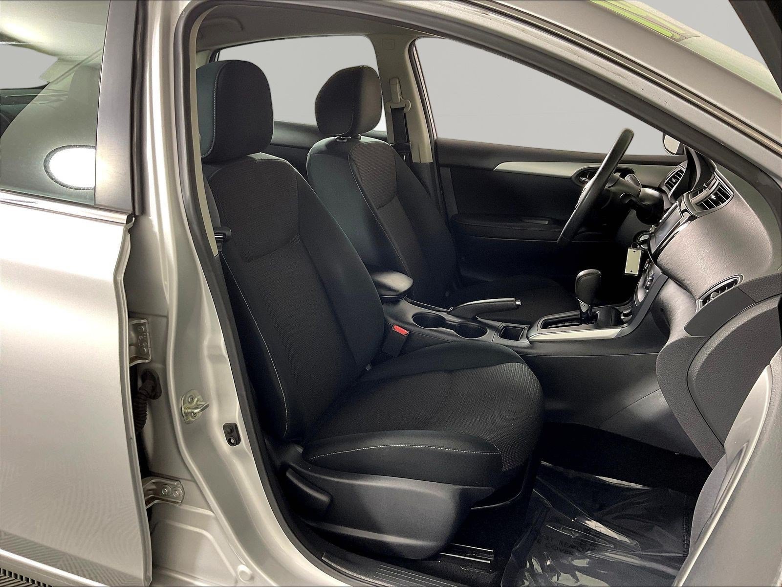 Used 2019 Nissan Sentra S FWD image 28