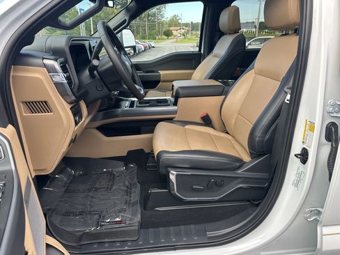 Used 2023 Ford F250 Lariat w/ Chrome Package AWD/4WD image 14