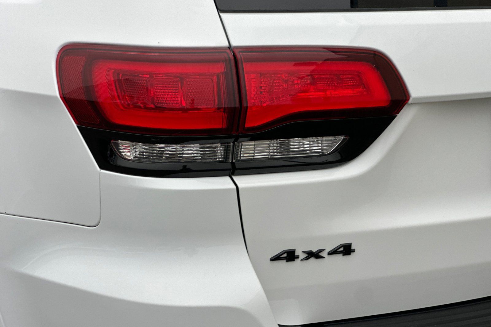 Used 2021 Jeep Grand Cherokee Limited X AWD/4WD image 38