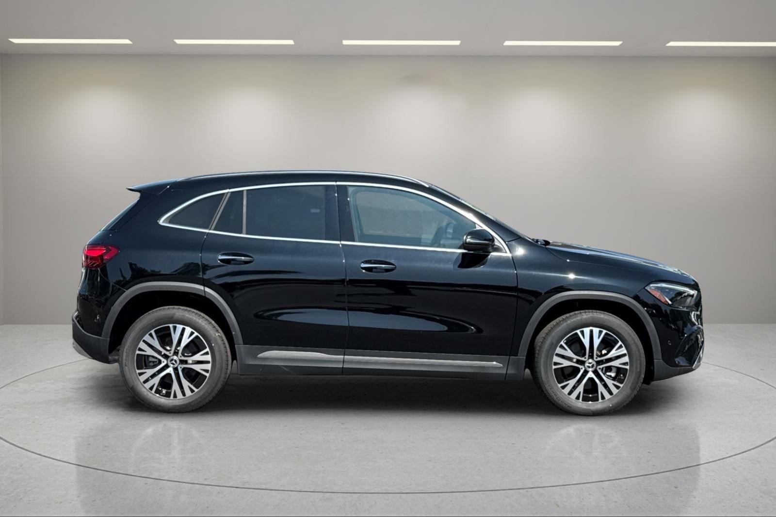 Used 2025 Mercedes-Benz GLA 250 image 5