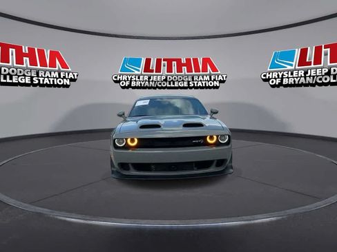 Used 2023 Dodge Challenger SRT Hellcat RWD image 3