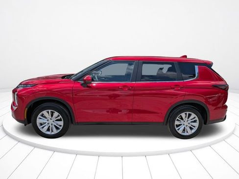 New 2026 Mitsubishi Outlander ES FWD image 7