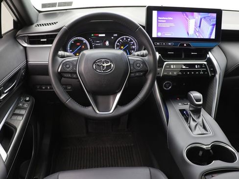 Used 2024 Toyota Venza Nightshade image 14