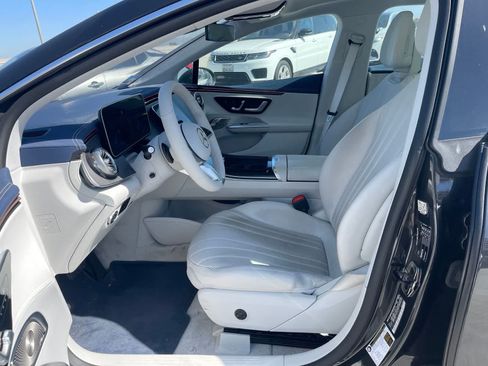 Used 2023 Mercedes-Benz EQE 500 4MATIC Sedan image 6