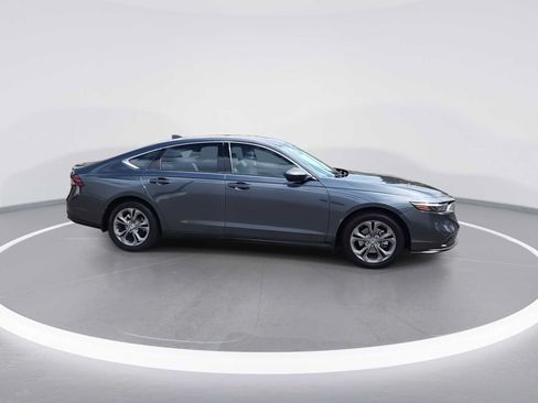 Used 2024 Honda Accord EX image 9