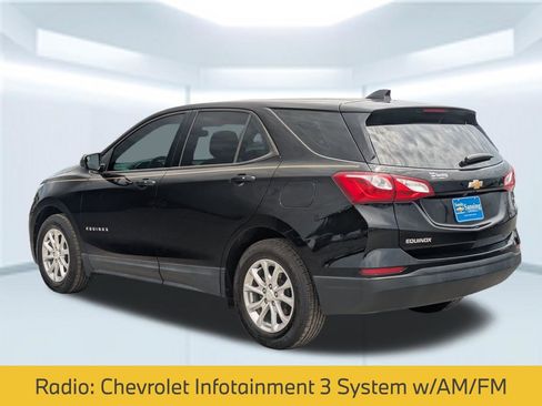 Used 2019 Chevrolet Equinox LS FWD image 4