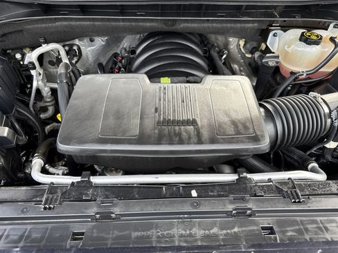 Used 2023 Chevrolet Silverado 1500 ZR2 w/ Technology Package AWD/4WD image 32
