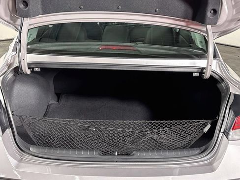 Used 2025 Hyundai Elantra Hybrid FWD image 20