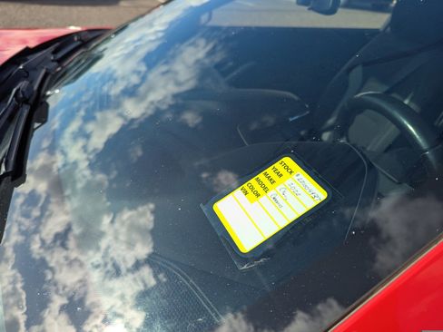 Used 2020 Chevrolet Camaro LT image 9