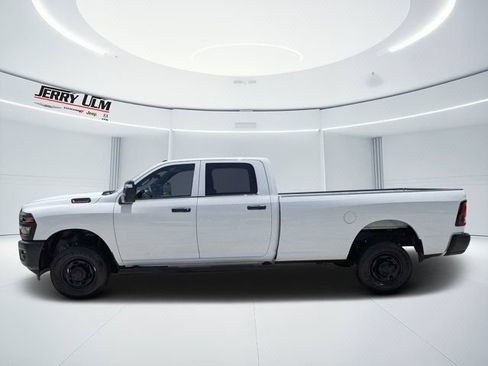 New 2026 RAM 2500 Tradesman AWD/4WD image 6
